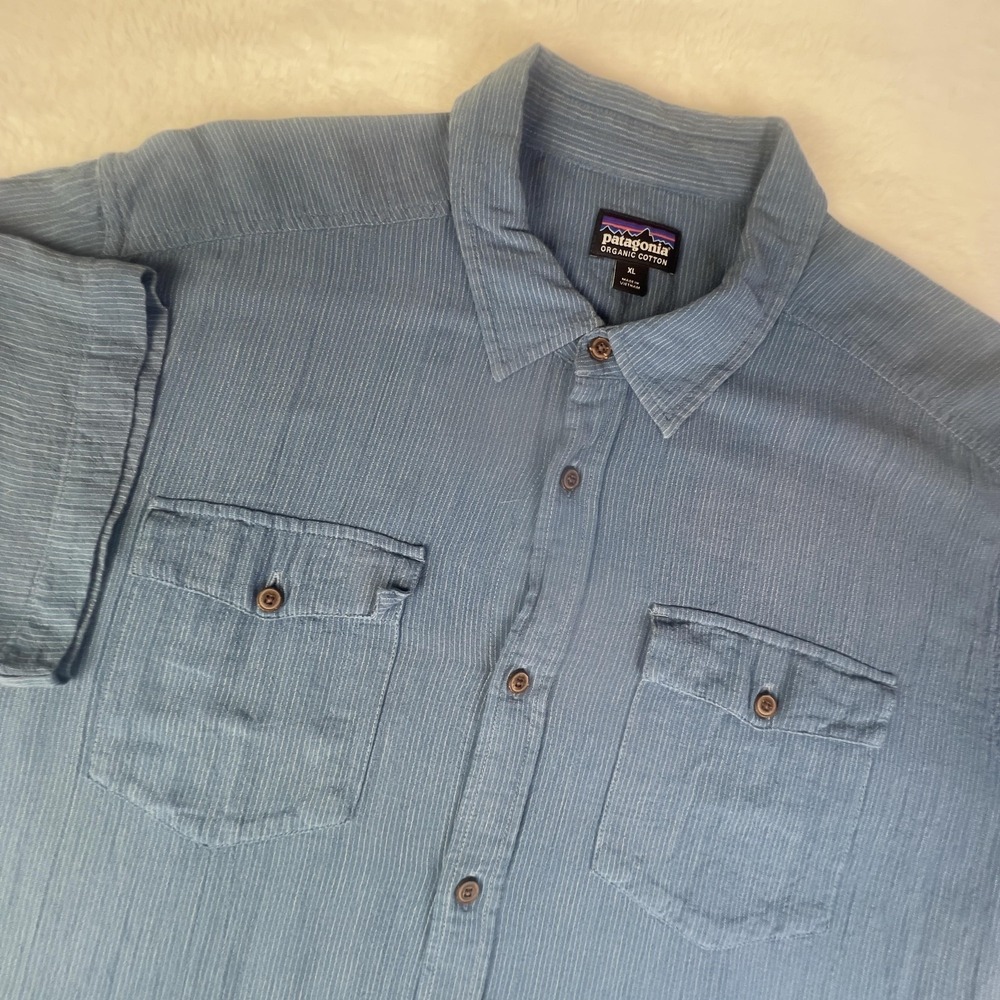 Patagonia Shirt Mens XL Blue Striped Short Sleeve Button Up Organic Cotton